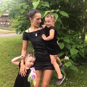 Meet your Posher, Jasmine